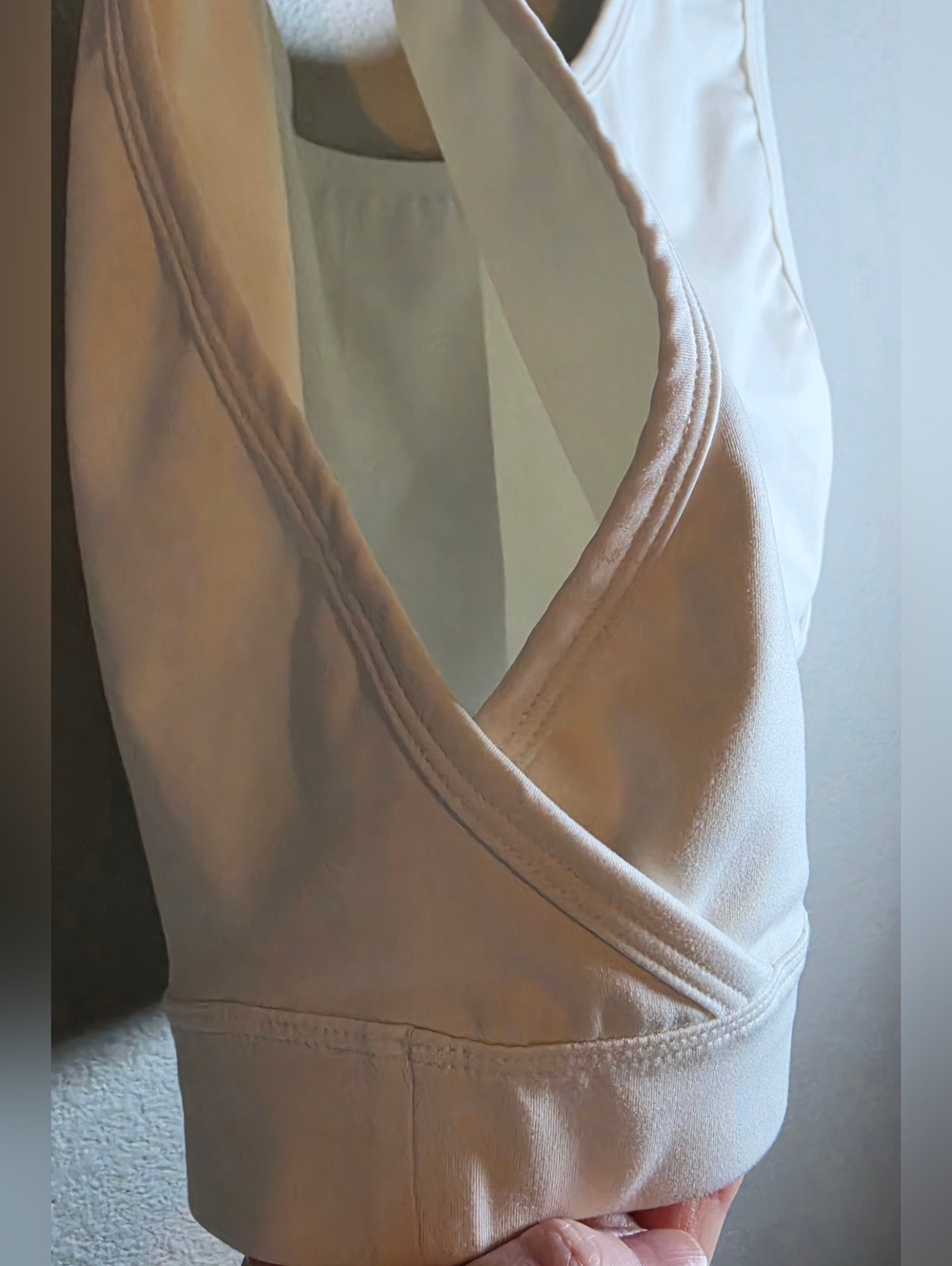 ​Girlfriend Collective White Sports Bra 4X Plus Size Sustainable Eco-Friendly - Picture 4 of 5